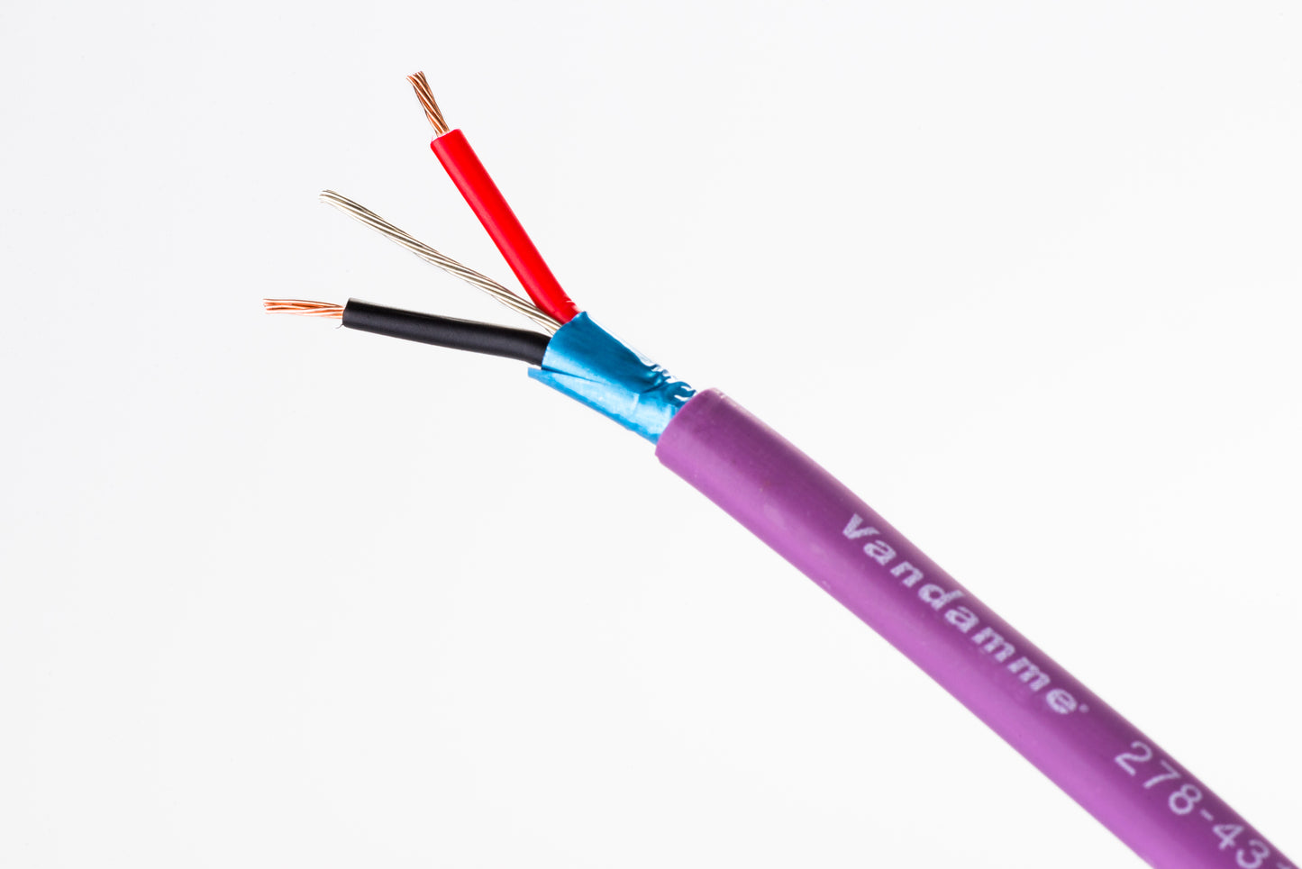 Van Damme 278431000 Purple Series Digilog Super AES LSZH